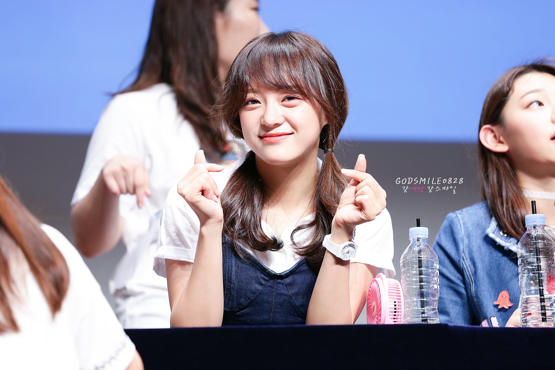 CiqYOv0UoAEyGGo.jpg:large