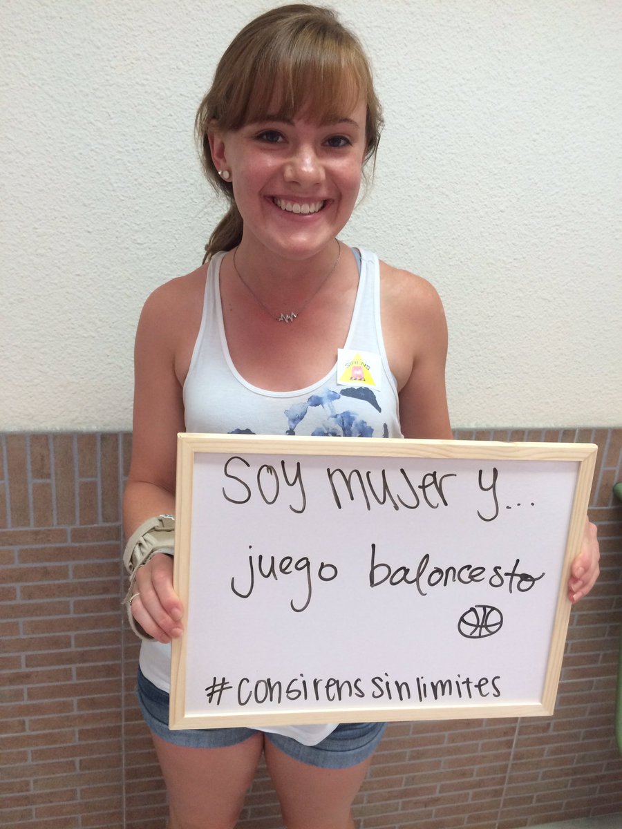 SirensEUSA's tweet photo. Soy mujer y juego baloncesto 🏀 #ConSirensSinLimites 🚨 #thpropaganda https://t.co/LmjhFWLdNg