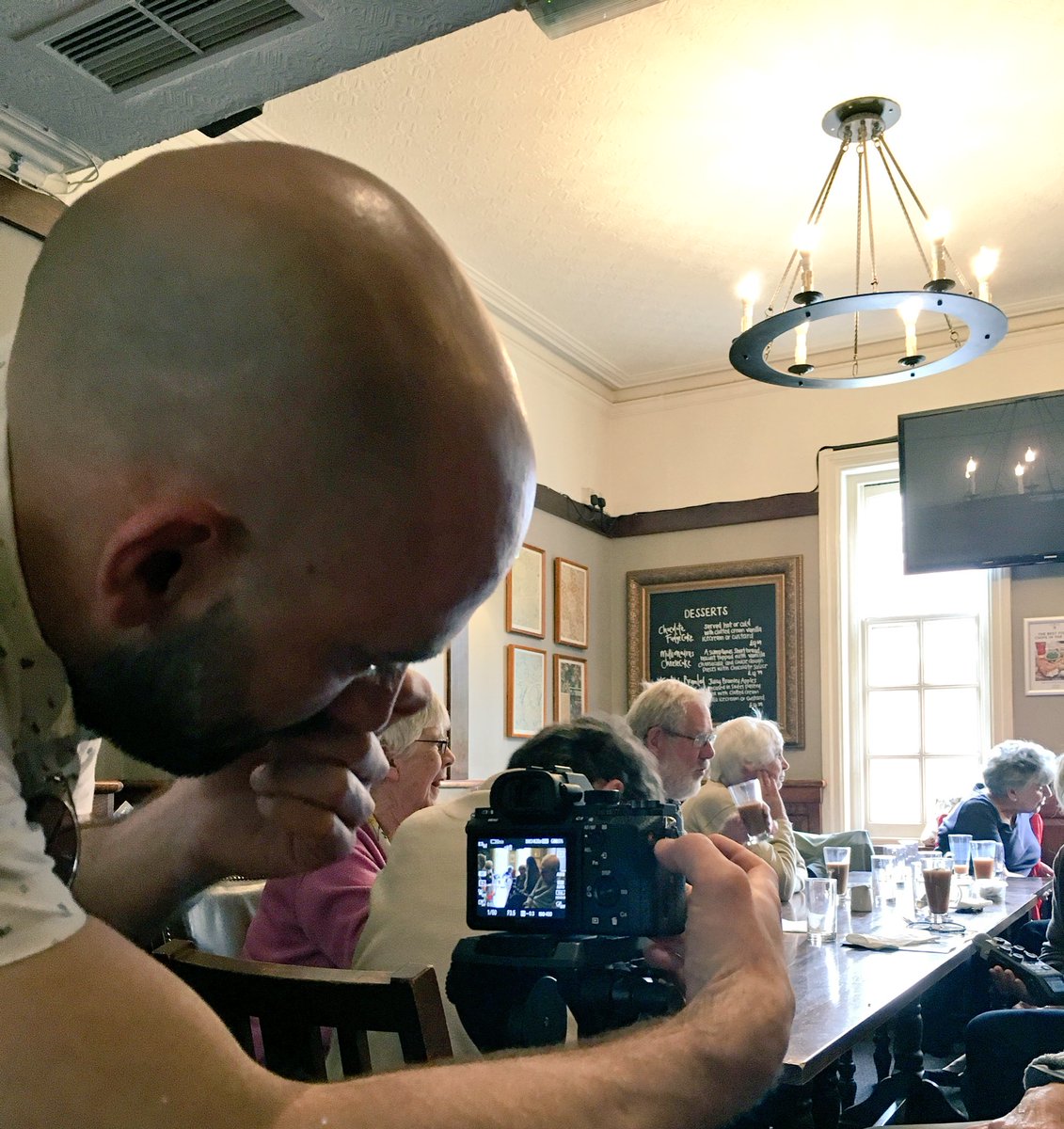 RootlessGarden's tweet image. Our #W4 Social Club reaching fame and fortune today, being filmed for a documentary! Watch this space!