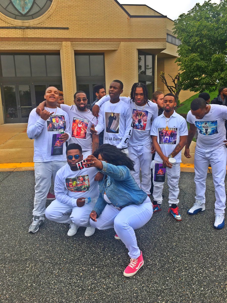 iRunItUp_'s tweet photo. #LLLD #G4D #E4D 💪🏾 Rip to my brother mane 👼🏾 you definantly going be missed😪 Watch over us bra😌 Love you mane 💯 https://t.co/5l32Vw5b76