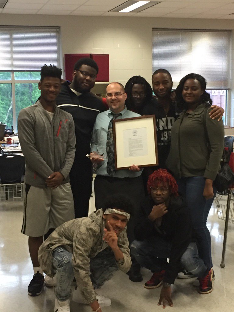 Dara Jones Wilson tweet media