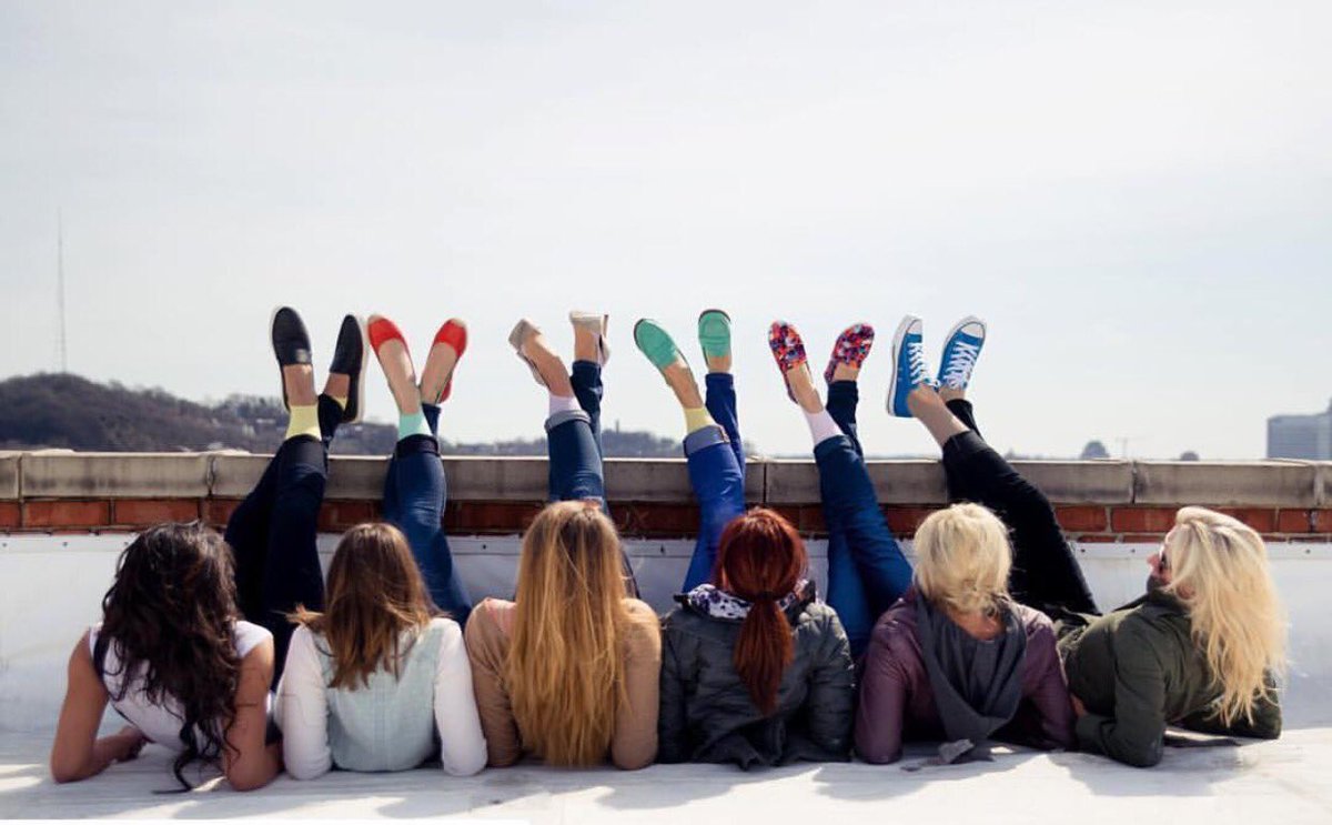 keysocks's tweet photo. Happy Tuesday @TheEllenShow pair your amazing ED shoes with @keysocks @Nordstrom @NordstromSEA #keytocomfort 🔑👠 https://t.co/TVyRB5npOB