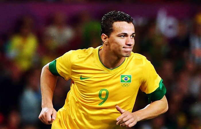 brunovicari's tweet photo. Quem você quer no ataque do seu time:
#bbpato ou #bbdamião ? https://t.co/PlTsKV1pfH
