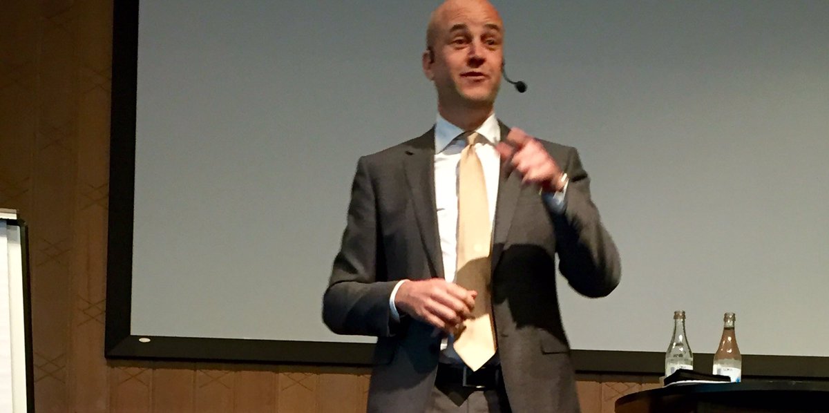 StenNordin's tweet photo. Fredrik Reinfeldt talar ledarskap i förändring på Pactadagarna. #pacta https://t.co/eZ7y8XHwXo