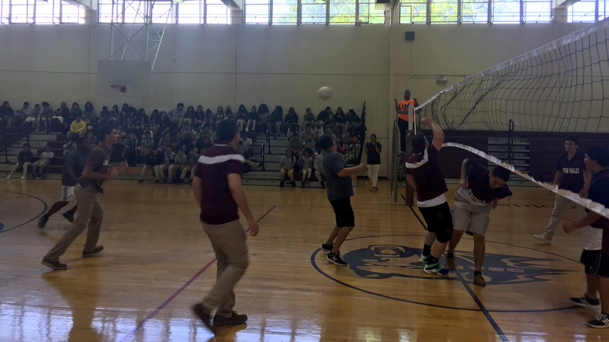 McReynoldsHISD's tweet photo. Our Aggies from @AgsReachingOut participating in the staff vs student volleyball game! Thanks @TAMU! https://t.co/EYwWXORrjC