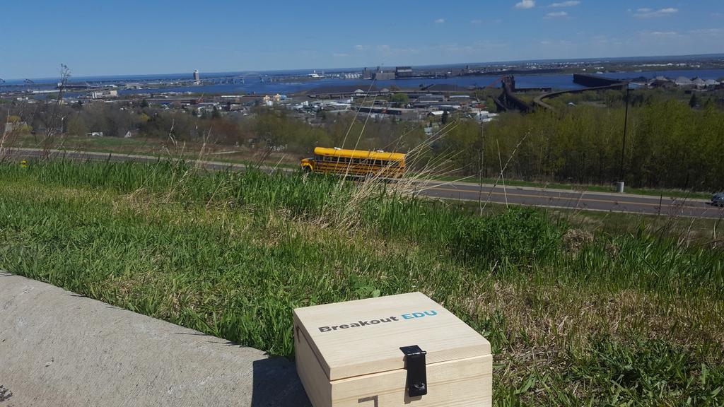 JessDevinck's tweet photo. #isd709 #breakoutedu https://t.co/FJQf4slQtg