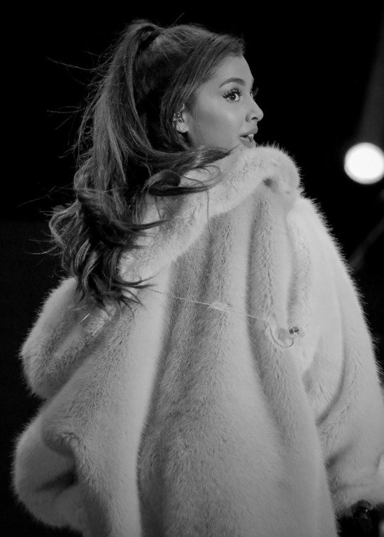 I'M IN LOVE WITH HER