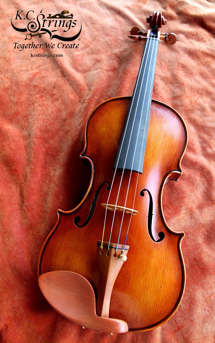 KCStrings's tweet photo. An Anton Krutz 2008 Violin!
#Violin #BeautifulCraft #StringInstruments #KRUTZ https://t.co/1CM1Pal983