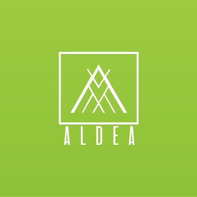 36_days_of_type's tweet image. Aldea © 
2016
1/36

#sagadc #36daysoftype #designcreative #logo #logotype #branding #behance by saga.dc