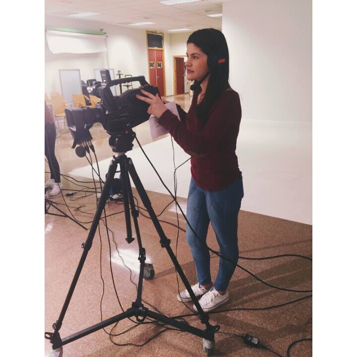 12pertv16's tweet photo. @MaariaSales 
https://t.co/2wfRyr2Exx https://t.co/sc56AZCqis