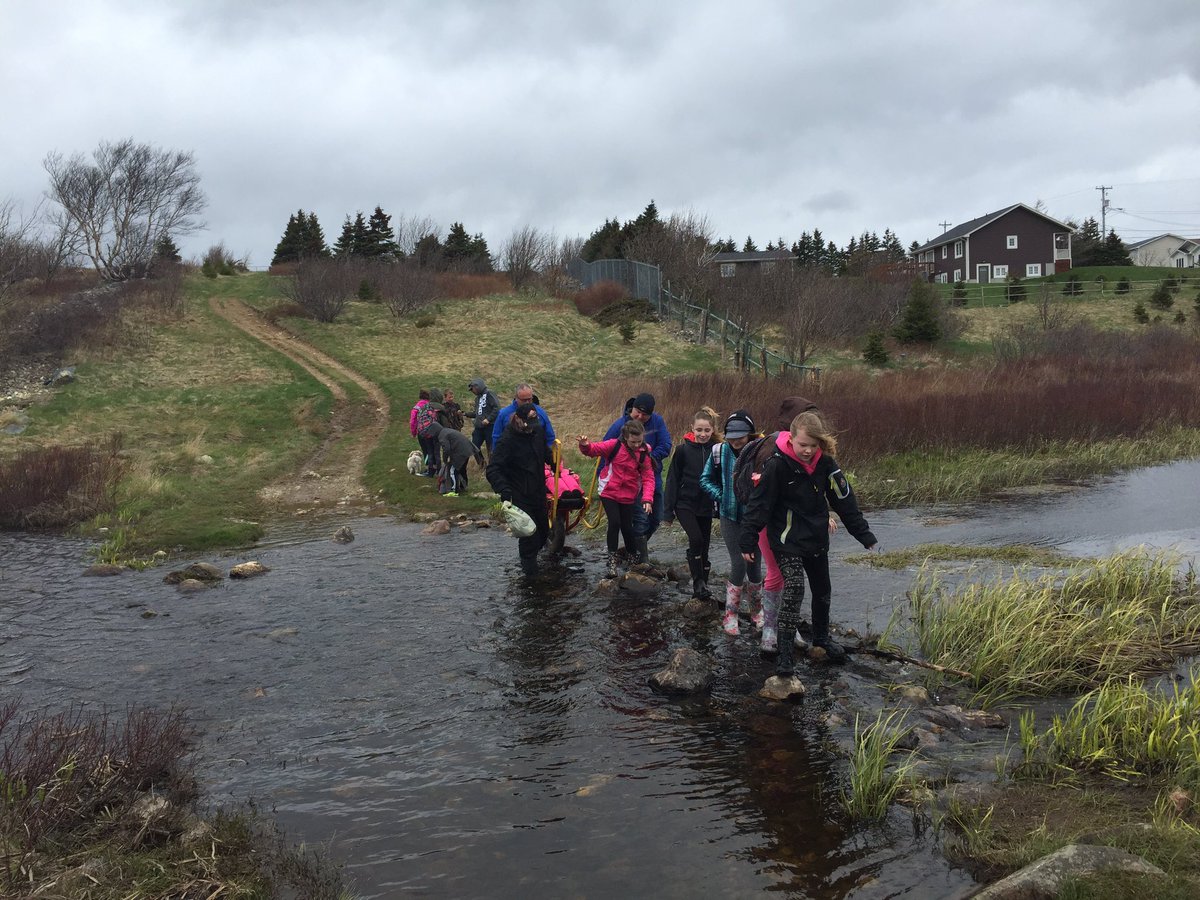 MissKAKing's tweet image. Geocaching was a HUGE success! We all had so much fun. #geocaching #classfun #awesome @MsKingGrade5 @HTEK6