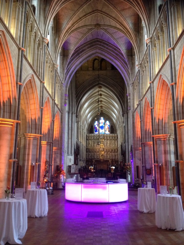 asheventpro's tweet image. First event @Southwark Cathedral looking good #venuelighting #lightbar. A lovely place to to have an event.