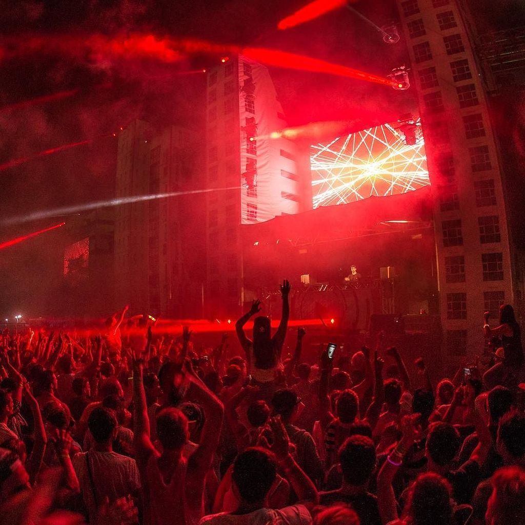OpenBeatz's tweet photo. #red #ob16 ❤️#festival #edm #techno https://t.co/E5saYvYKNM