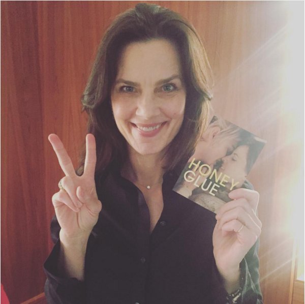 Data2364's tweet photo. via  James Bird ( jbirdcat )    #fedcon25 #fedcon   #terryfarrell

https://t.co/dKlHg12I9F https://t.co/XKw83YhCCO