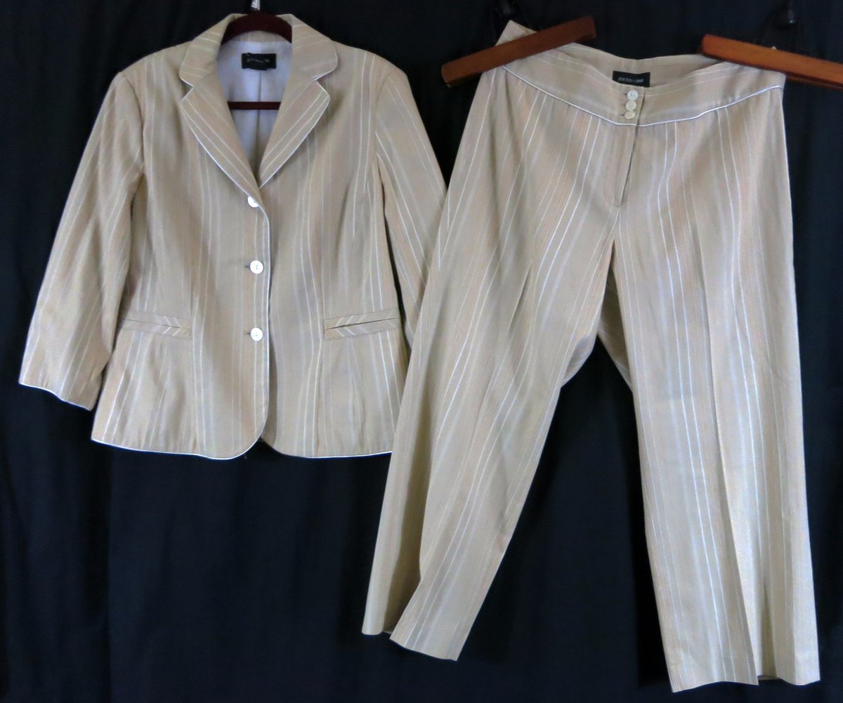 Alzadagrace's tweet photo. Focus 2000 12 Striped Beige Pant Suit Short #Focus2000 #PantSuit https://t.co/dupi4DqtRb via @eBay https://t.co/XR1jMH4YvC