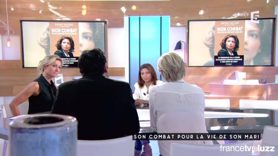 cavousf5's tweet photo. #FreeRaif : "Il a appelé à réduire l'emprise de la police religieuse, de manière pacifiste" @miss9afi #CàVous https://t.co/u1v5DFEGZd