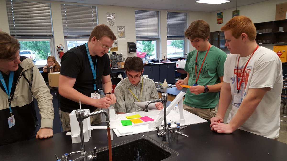 GHS_ScienceTeam's tweet image. Various review games for chemistry final--Kahoot, formula UNO, board game that launches rocket (by Josh Woodman)