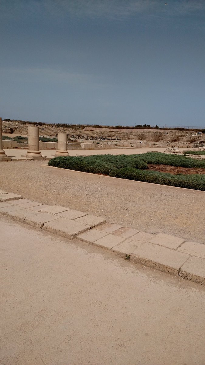 DesertFormation's tweet photo. Caesarea https://t.co/GLU4vgIPRk