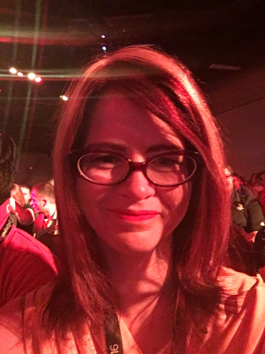 kitonjones's tweet photo. @Know365 First general session...let's do this! #Know16Games https://t.co/c8njPsN2IU