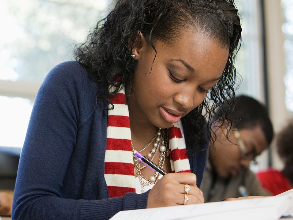Sick of reading 5-paragraph essays? Let's reimagine writing in school: edut.to/1qixNp5. #writechat