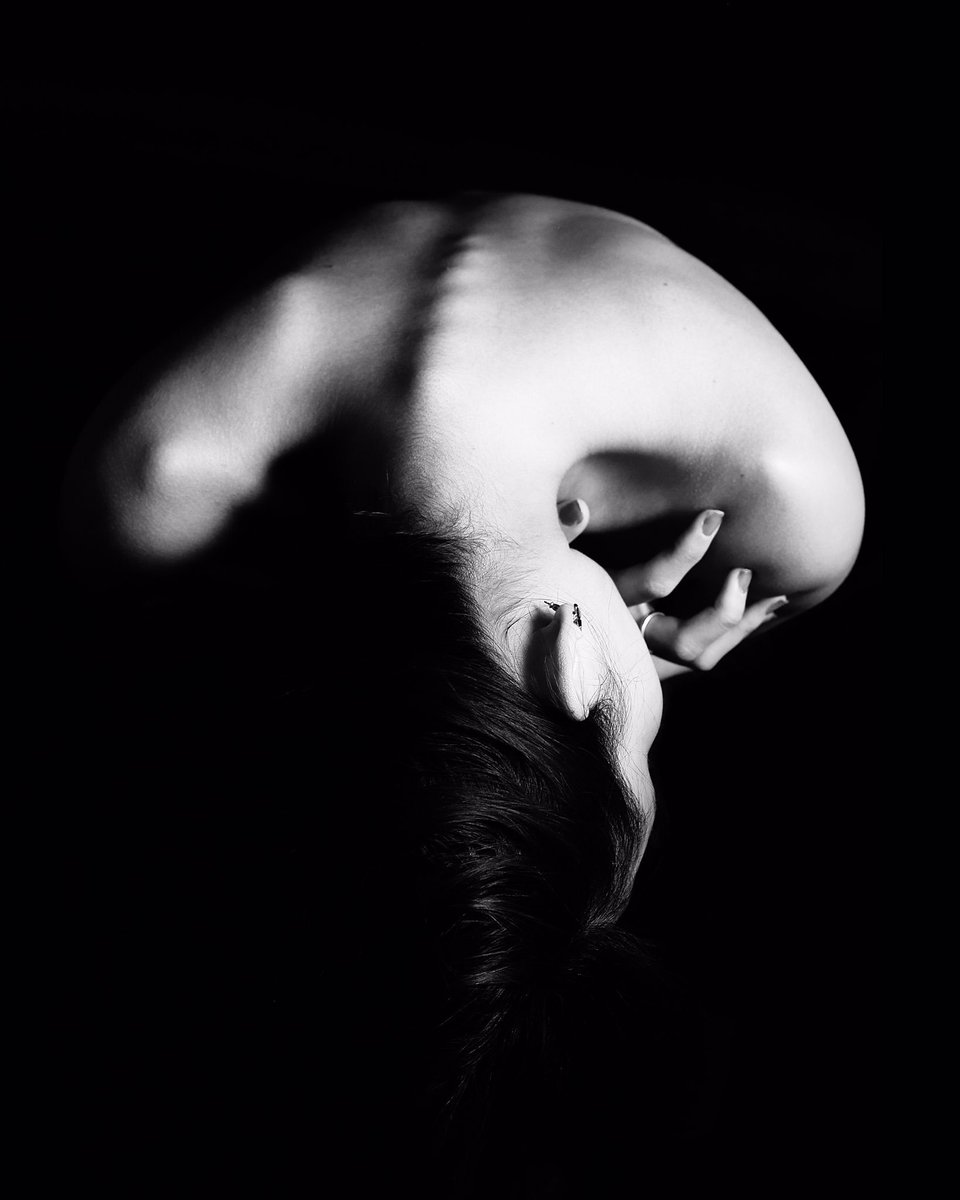 “In the right light, at the right time, everything is extraordinary.” – Aaron Rose - #light #blackandwhite #photo