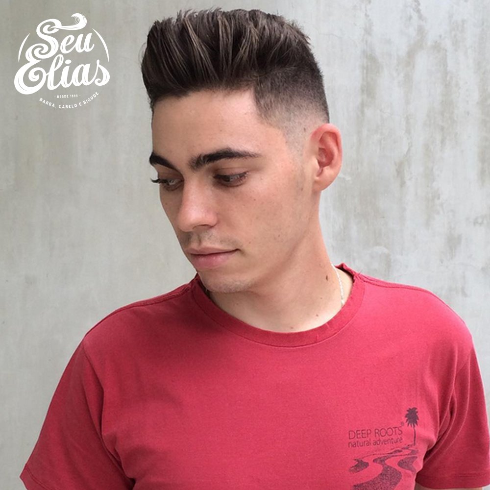 seuelias_'s tweet photo. Curtiu esse #Quiff? #SeuElias #BarberShop #Quiff https://t.co/CsvD2hvywZ