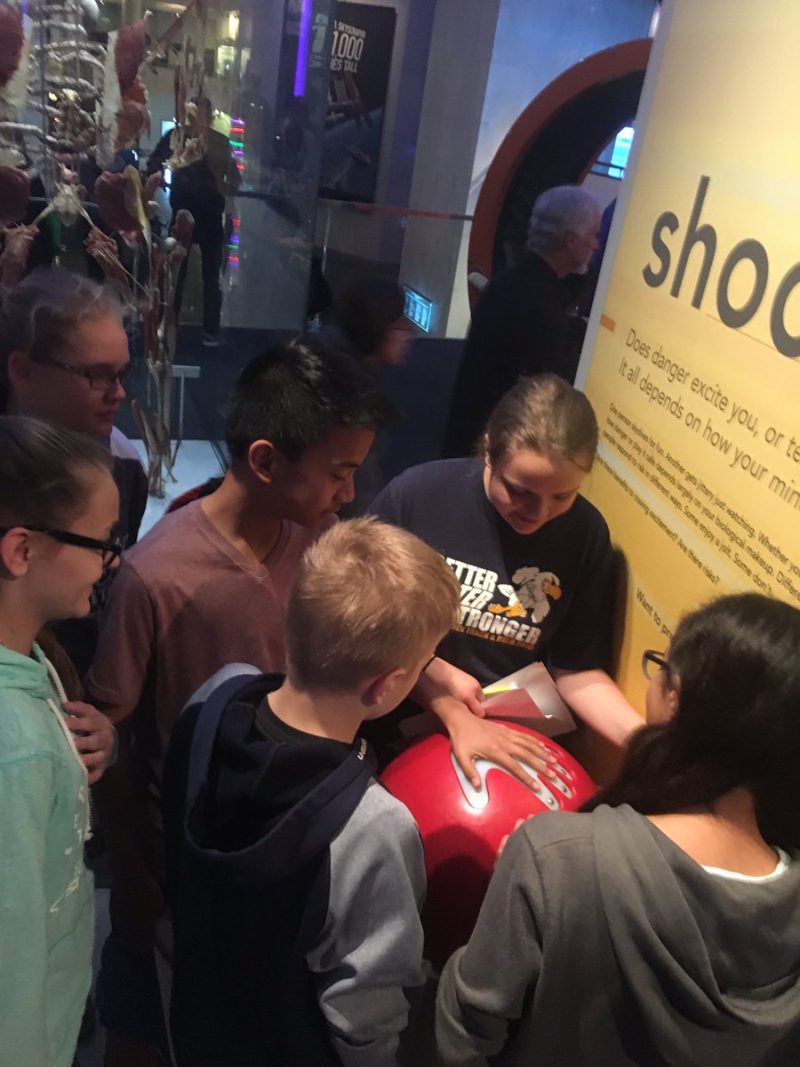 SPLincoln81's tweet photo. 6th grade @museums of science and industry #sd81engage https://t.co/WXN5ZKm2dj