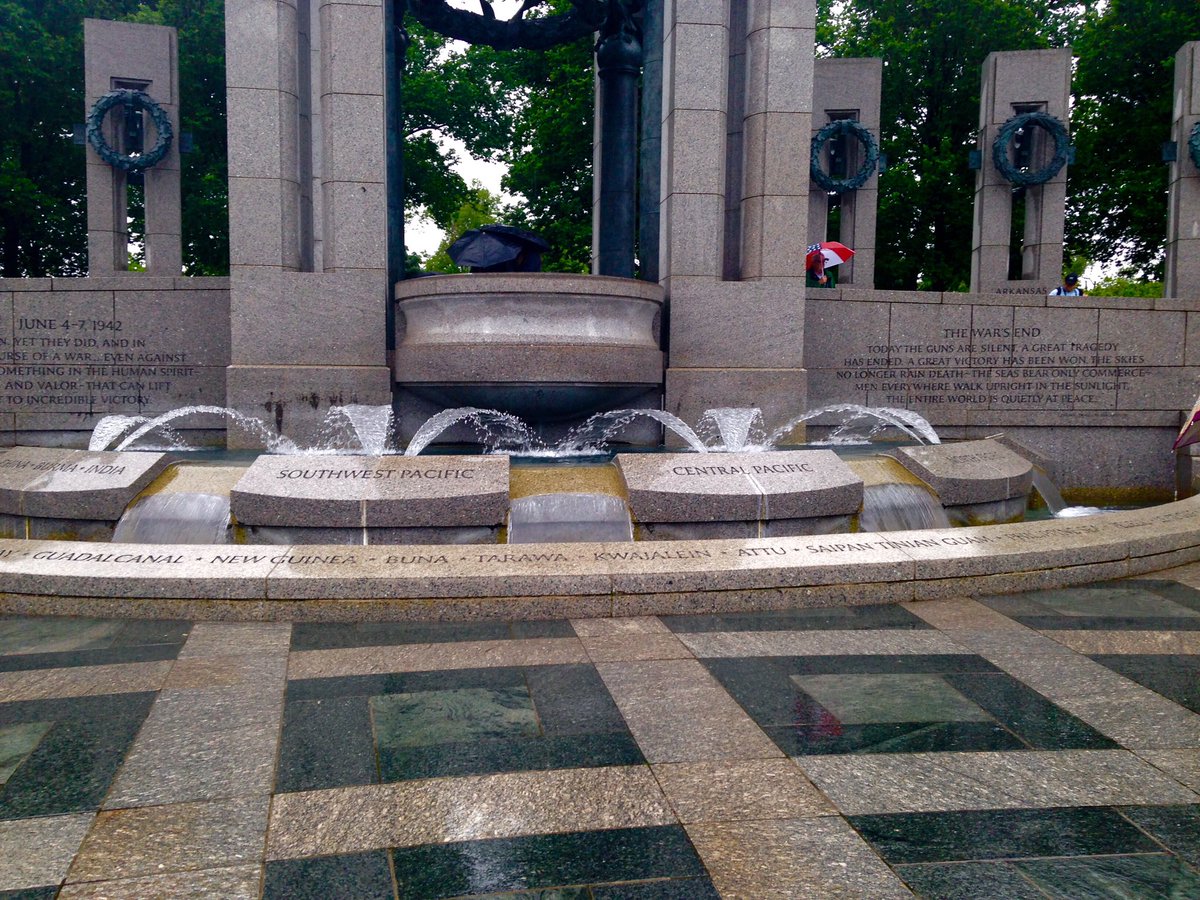 GuyKarrick's tweet photo. Remembering those who supported, served and died in #WW2. 🇺🇸 #honorflighttristate https://t.co/4mKQHOcnJI