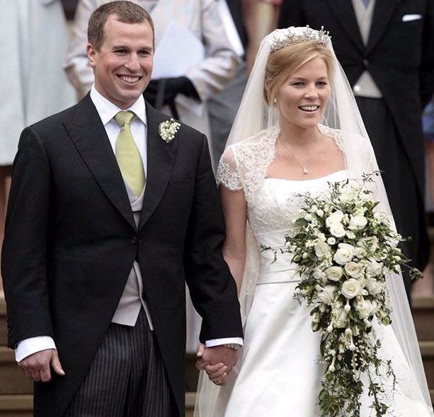 migrhodes's tweet photo. #OnThisDay #May17 2008 #PeterPhillips eldest grandson of the Queen wed Canadian #AutumnKelly @ #StGeorgesChapel https://t.co/sNk4IHWpMg