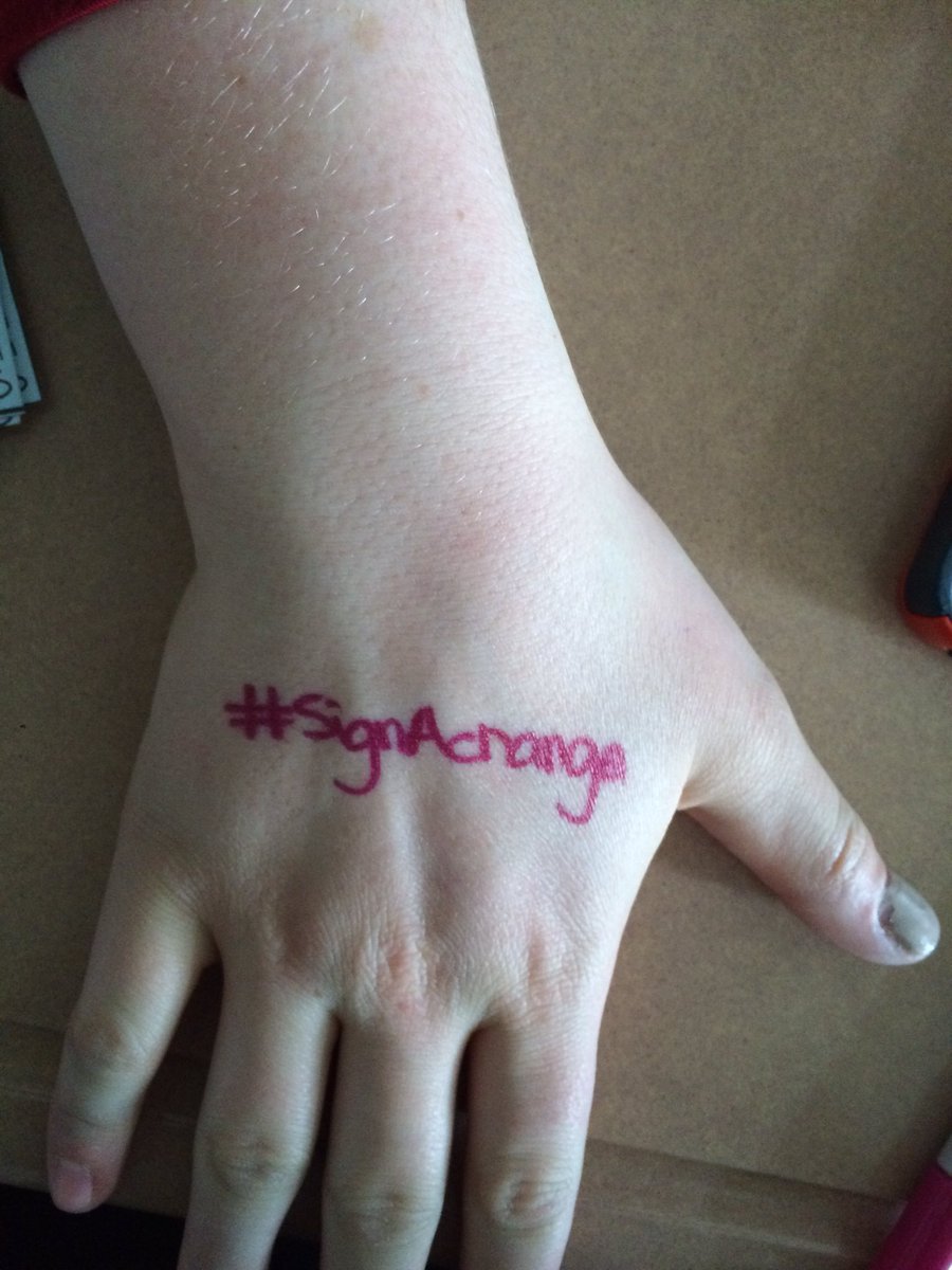 SignAChange's tweet photo. Thanks Hannah for supporting #SignAChange https://t.co/ep237i6NYF