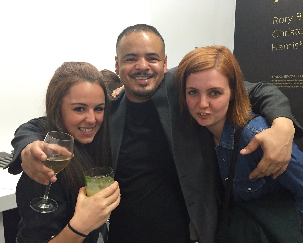 Proud of this guy winning the <a href="/XLCatlinArt/">XL Catlin Art</a> prize tonight!! Smashed it <a href="/Chrisdagray2/">Chris Gray</a> 👊🏻👊🏻 <a href="/JPriceArt/">Jay Price</a> <a href="/CHARLIESMITHldn/">CHARLIE SMITH LONDON</a>