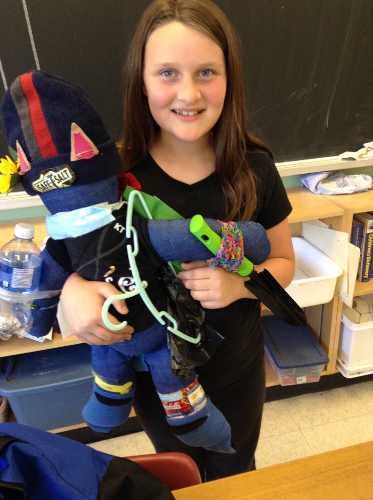 @alwaysalyric <a href="/nobodyproject/">NOBODY</a> Liora sorted &amp; collected 24 bags of children's clothing for Fort McMurray's residents.