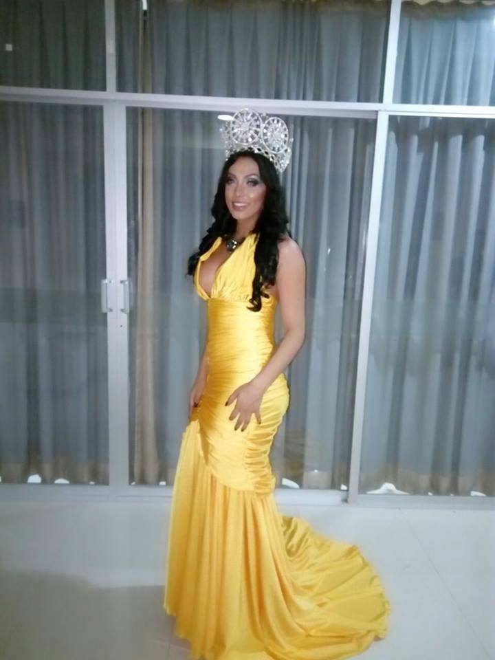 sofia23zuniga1's tweet photo. feliz tarde... mis amores https://t.co/29V6YsTXj2