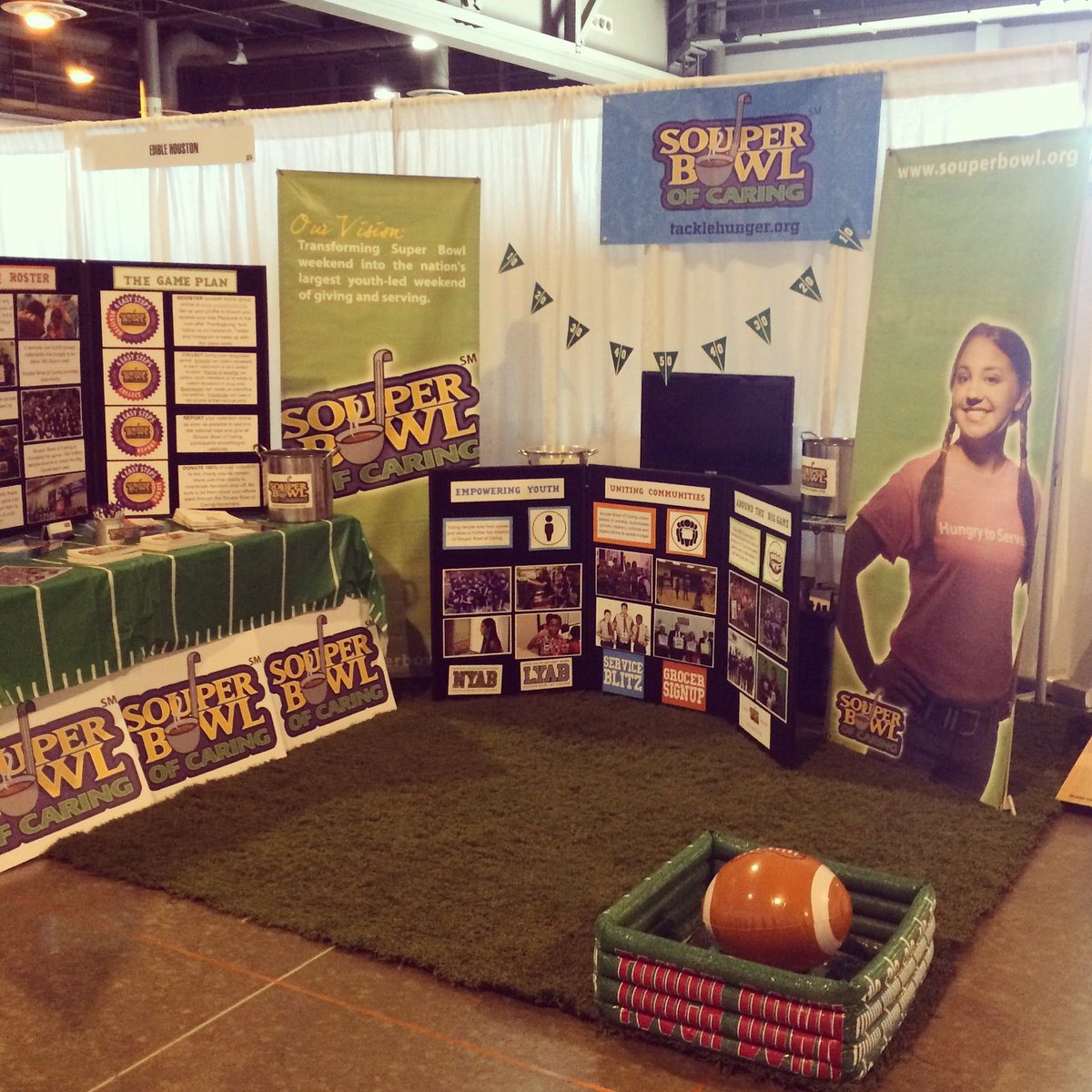souperbowl's tweet photo. Exhibit game on point! @HFTexans #HealthyCommunitiesConference https://t.co/UXnP9s2HRw