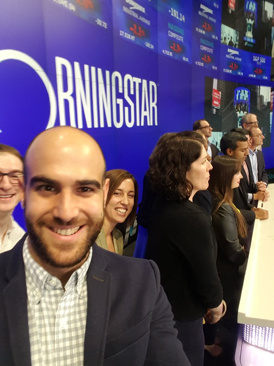 The #MstarESG team seconds before the closing bell. Learn about our new #rating Morningstar.com/company/sustai…