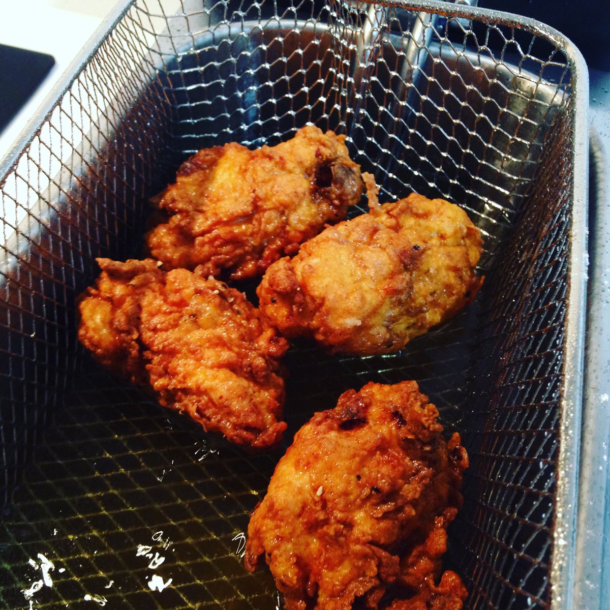 Scoff Reviews (@scoffreviews) on Twitter photo Well that couldn't have gone any better... Buttermilk-brined friiiiiiied chicken! <a href="/littlebluesmoke/">littlebluesmokehouse</a> <a href="/bigeatsco/">Big Eats Co.</a> Well that couldn't have gone any better... Buttermilk-brined friiiiiiied chicken! <a href="/littlebluesmoke/">littlebluesmokehouse</a> <a href="/bigeatsco/">Big Eats Co.</a>