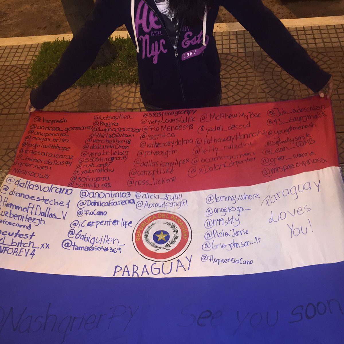 16_magcon's tweet image. Hay posibilidades de que vengan a Paraguay? #TheWaveBuenosAires 
Rt and Fav