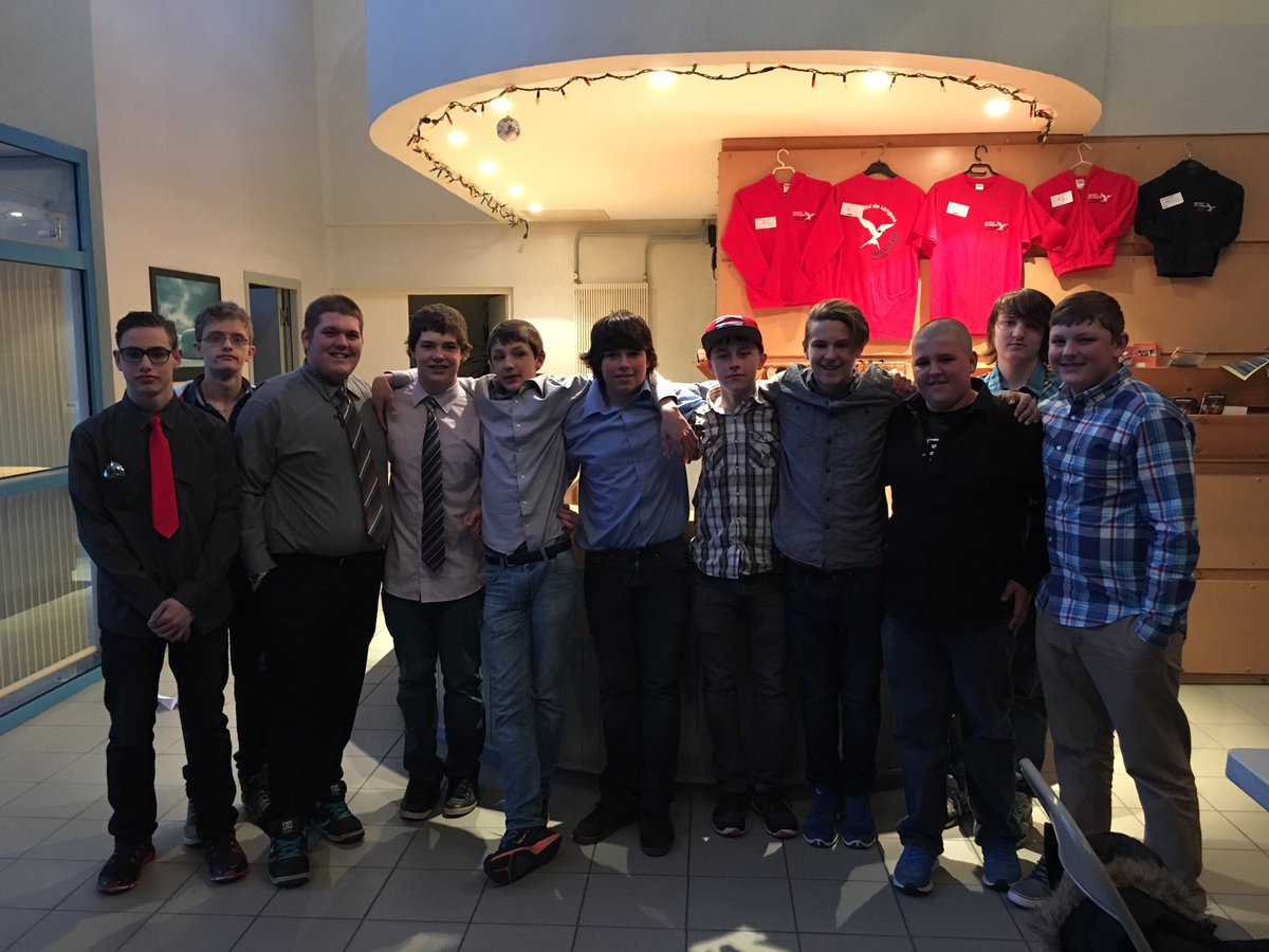 kiajanine92's tweet photo. Another wonderful day! And an exciting end 😉 Merci @LeFrancoforum !! 🇵🇲@RandomIslandAca @slainte_curt https://t.co/P9aSdo257r
