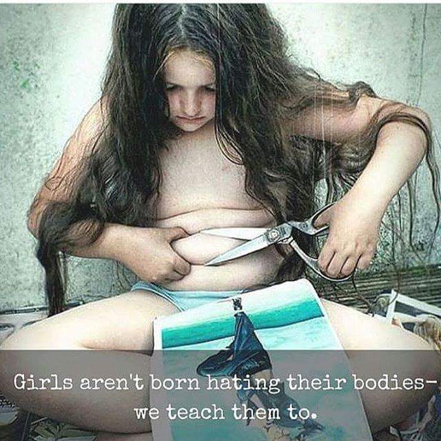 LouRoberts_55's tweet photo. @ViejasCasino this is what your billboards teach little girls https://t.co/dmZHiayCOR