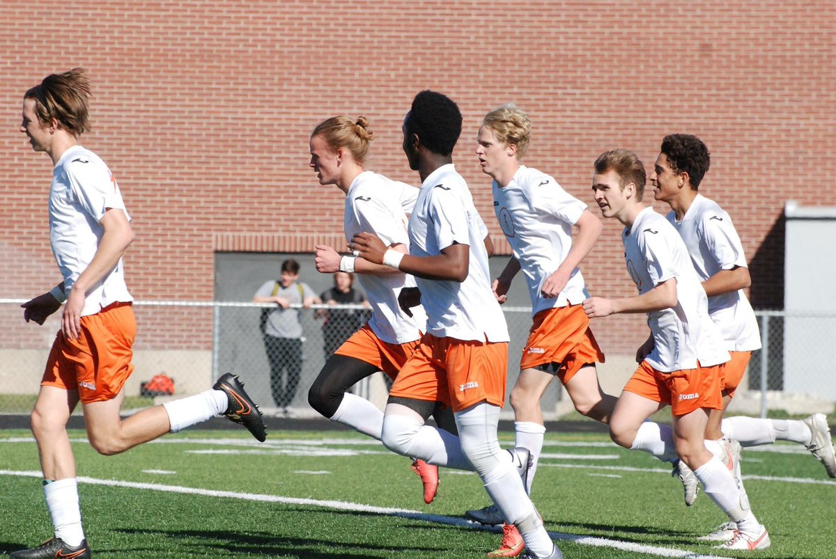 _MURRAYSOCCER_'s tweet photo. Come out and support for our first playoff game!! It will be a home game at 4 against Spanish fork! https://t.co/eiGHbZS03t