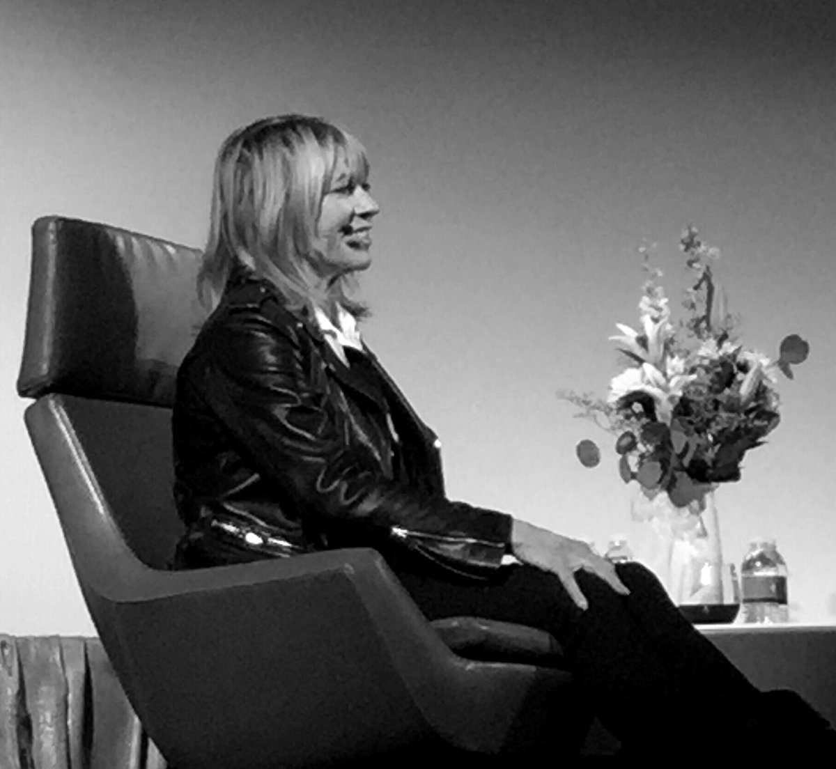 kcwineguy's tweet photo. Listening to great stories & commentary on life by #KiGgordon #SonicYouth #LibertyHall #LFK #LawrencePublicLibrary https://t.co/BzXmDuf7ls