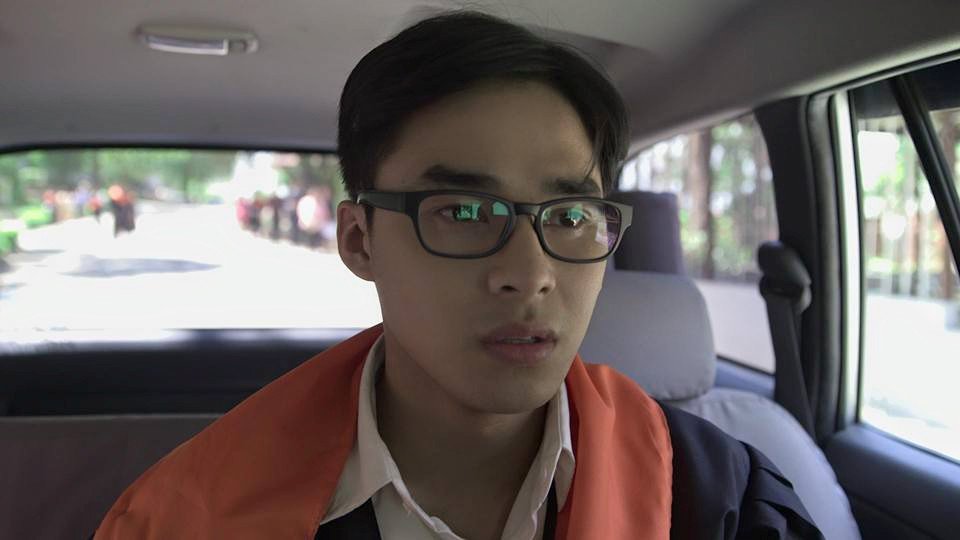 mcfcarrots's tweet photo. Ang masaya sana nilang graduation.. nauwi nga ba sa isang malaking miscommunication??

#WWSSharedMoments https://t.co/UerdV9cuPE