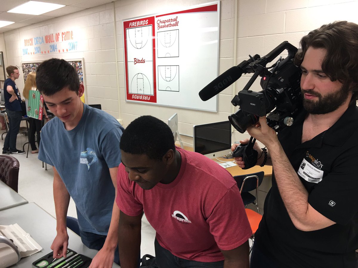 BeechDECA's tweet photo. Thank you to @SnapShot_Nash for coming out today for the 2016-17 Membership Video!  @DECAInc @decatn @decapaw https://t.co/1fYxyUwU5Y