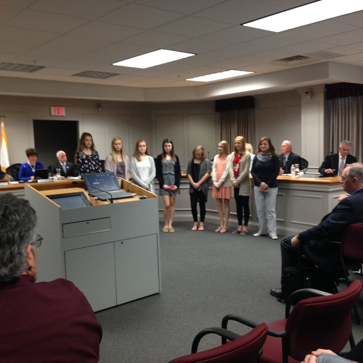 BCStudentAdv's tweet image. At Fiscal Court mtg Ms Gervins 4th class from CEMS receive proclamation re Hero Day May 25th. @Boone_County @dr_poe