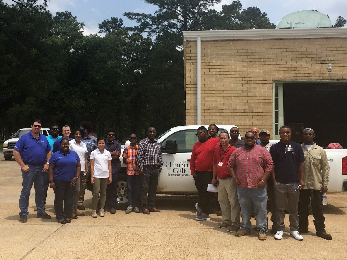 CPipelineGroup's tweet photo. @goCLTCC welding students toured a compressor station to learn about CPG daily operations. Thanks for stopping by! https://t.co/ljrGclwbSP