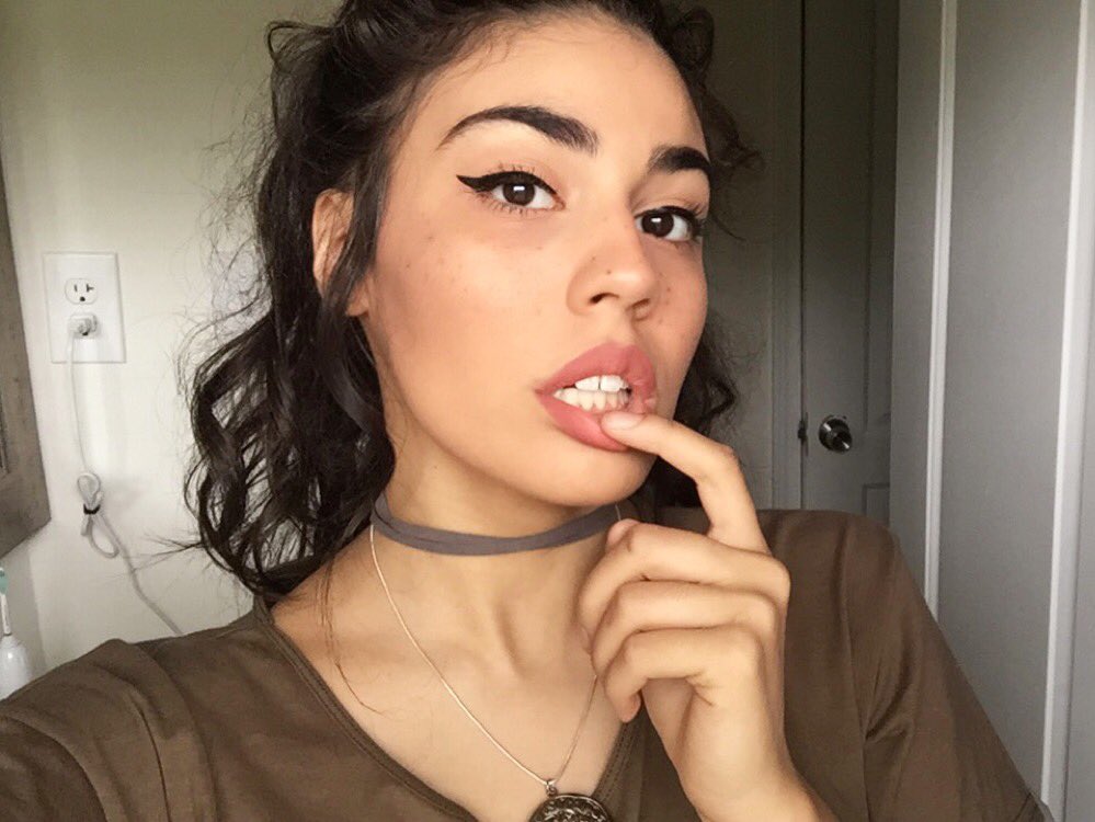OrionSYRPG's tweet photo. orion ft freckles https://t.co/SZv5uKs7W3