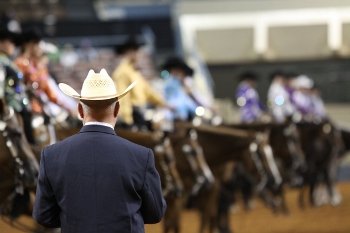 AQHAJournal's tweet photo. AQHA disallows show clothing or equipment that gives an unfair advantage. @AQHA https://t.co/xR5mXq0u9s https://t.co/tmebfuaxA0