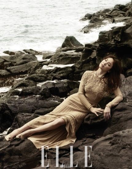 theseoulstory's tweet photo. Song Hye Gyo becomes one with the sea of Jeju for ELLE Magazine https://t.co/9V73LZTeDf https://t.co/mlhocDSc2O