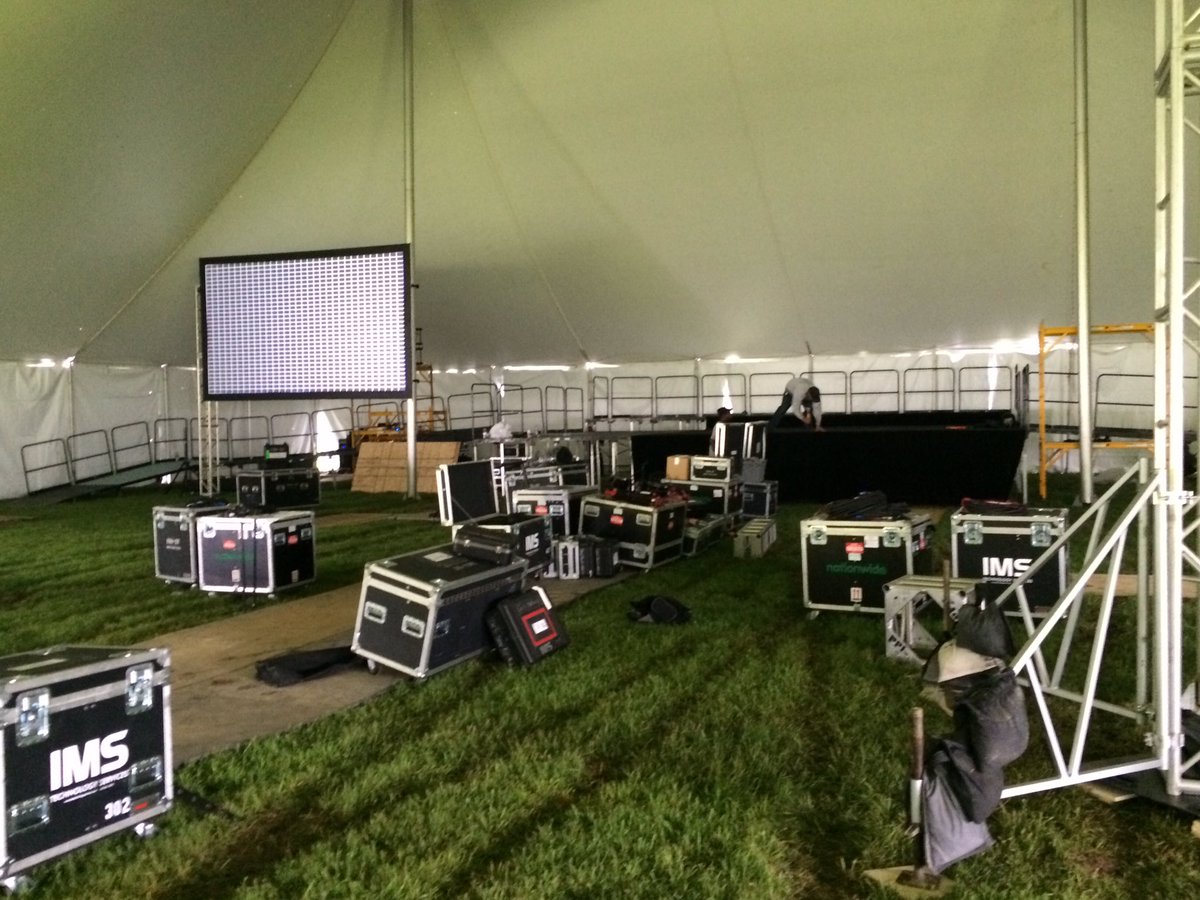 jmklaus9's tweet photo. Lighting and tech work in full swing for @mccc graduation! #mc3grad https://t.co/q0qz4CS5Ff