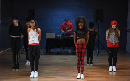 DjEditz's tweet image. Incorporating live remixing and choreography together as 1. #djeditz #djlife #dancelife #teachthekids #dance #music